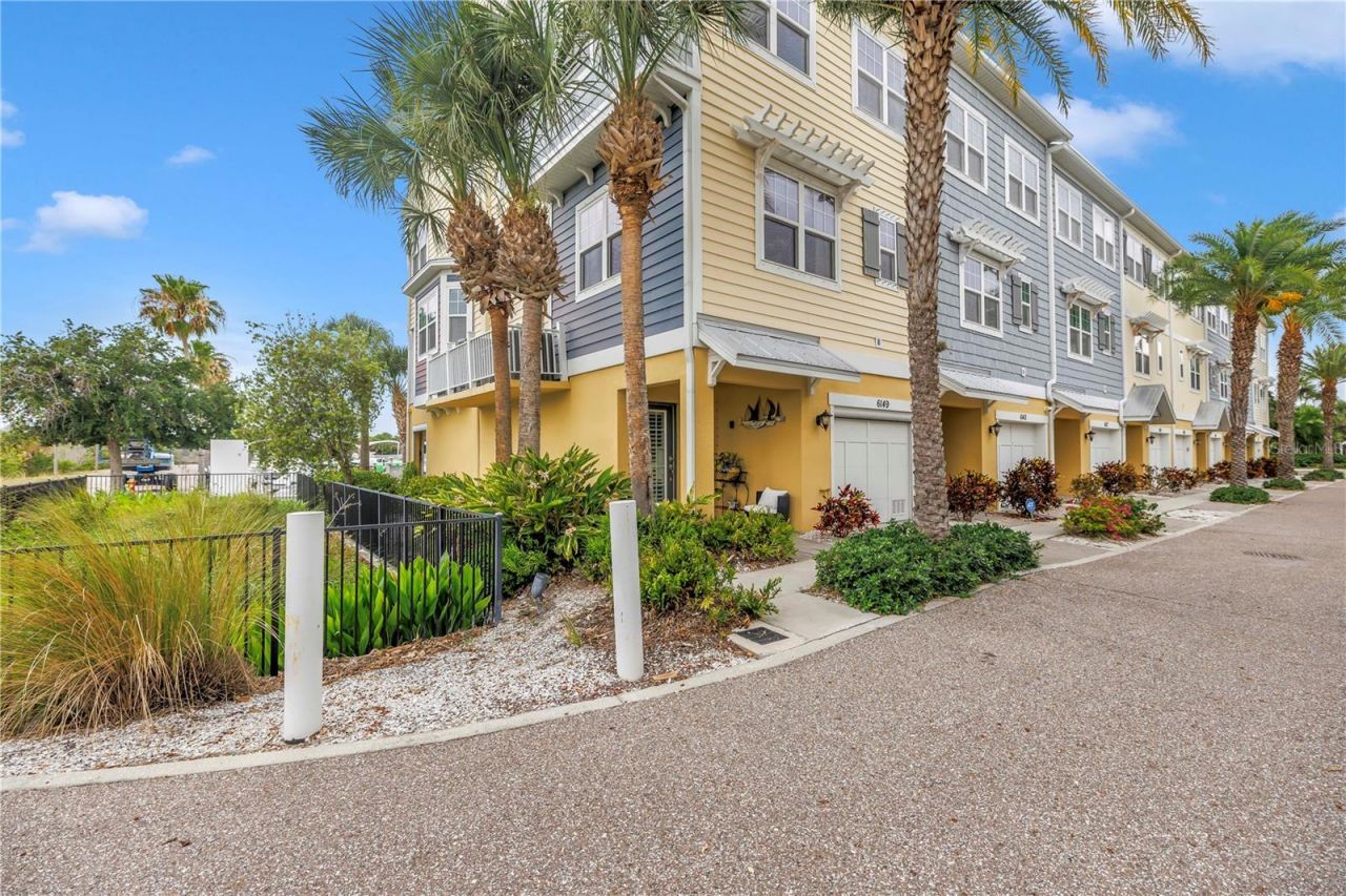 6149 Anchorage Way S, Saint Petersburg, FL 33712 Photo