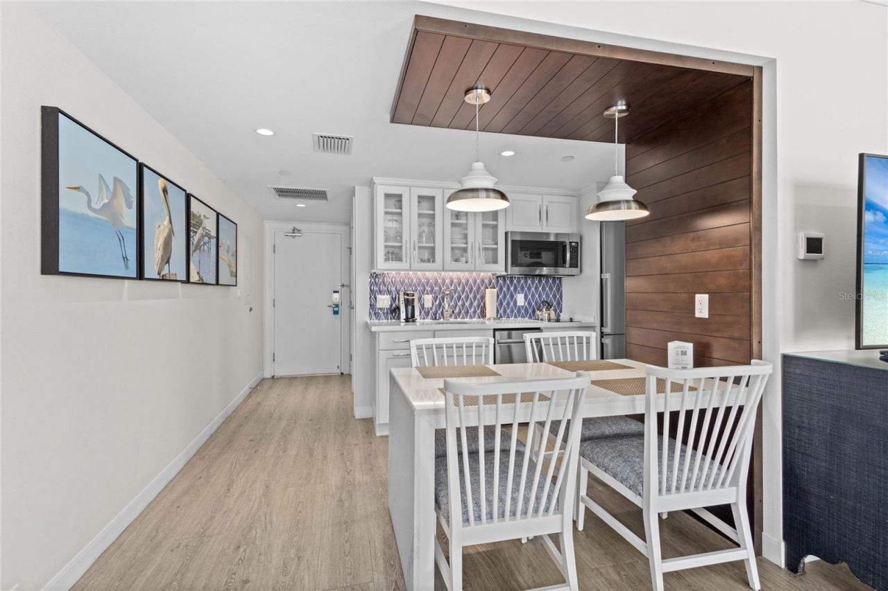250 Sands Point Road, Unit 5106, Longboat Key, FL 34228 Photo