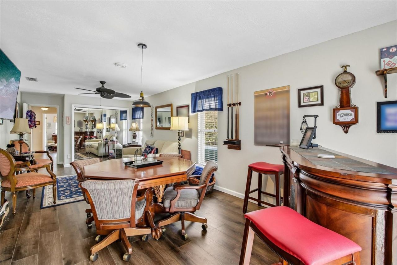 213 N Brockfield Drive, Sun City Center, FL 33573 Photo