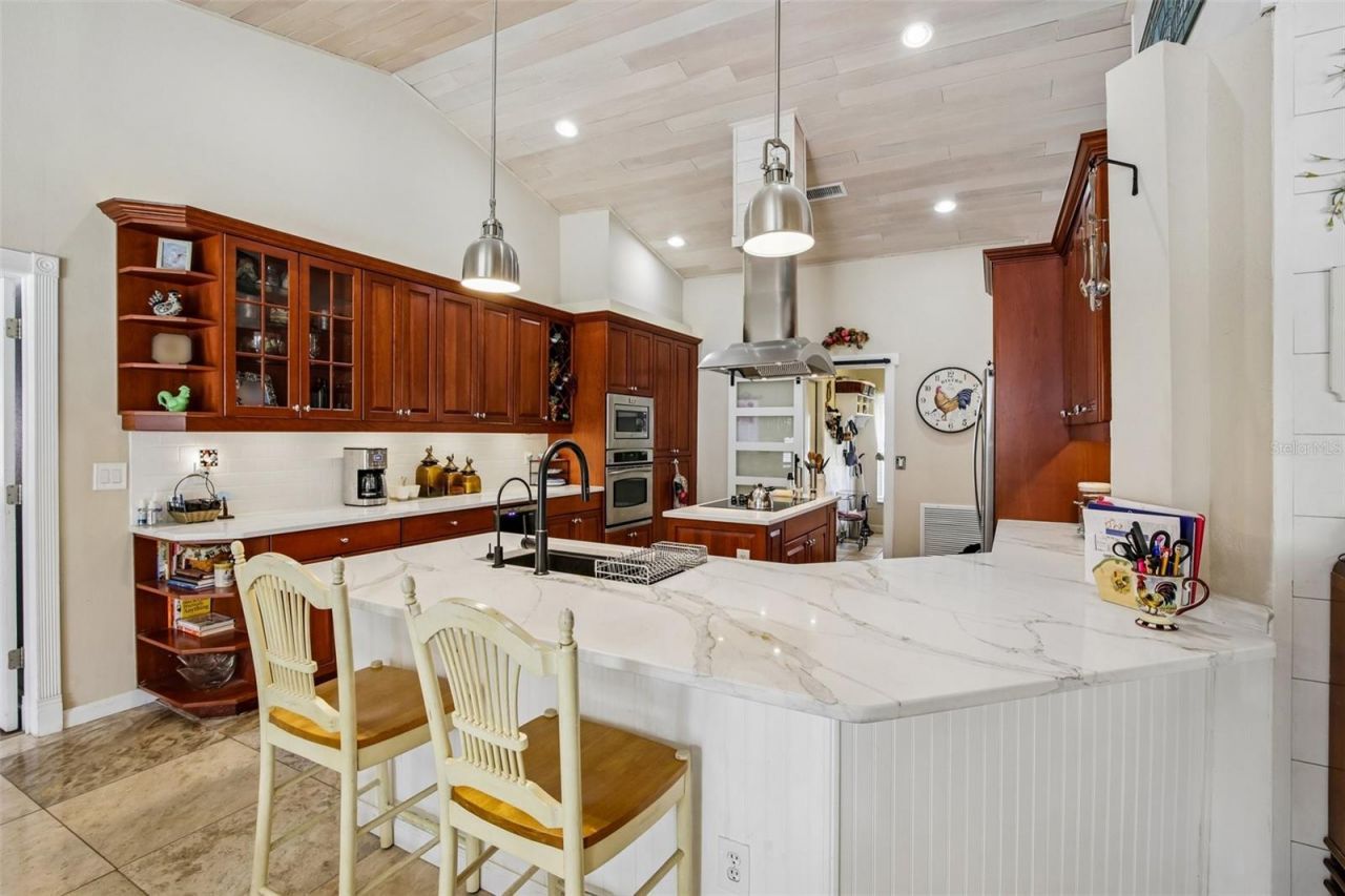213 N Brockfield Drive, Sun City Center, FL 33573 Photo
