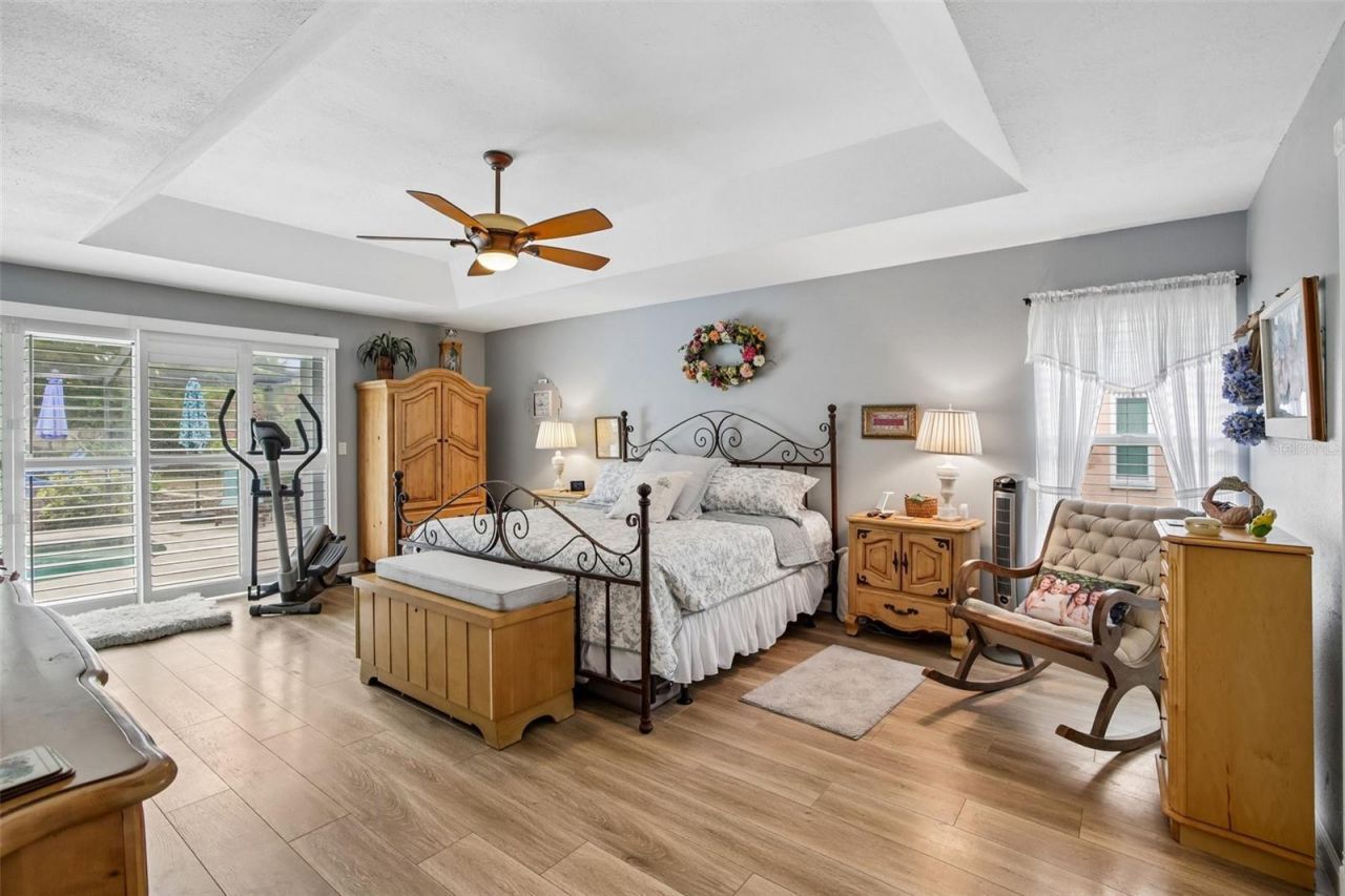 213 N Brockfield Drive, Sun City Center, FL 33573 Photo