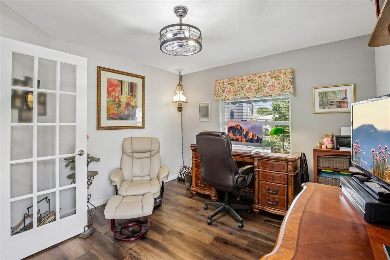 213 N Brockfield Drive, Sun City Center, FL 33573 Photo