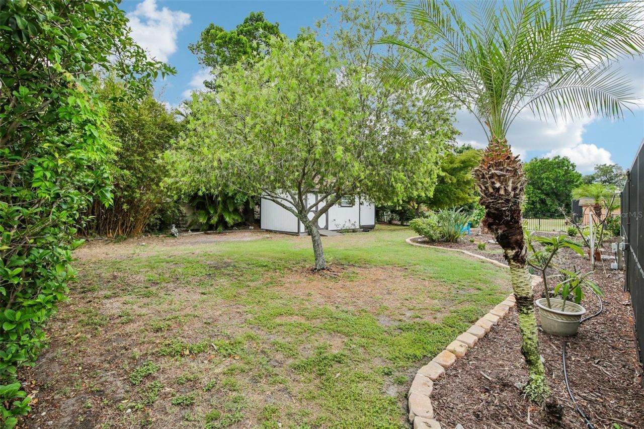213 N Brockfield Drive, Sun City Center, FL 33573 Photo