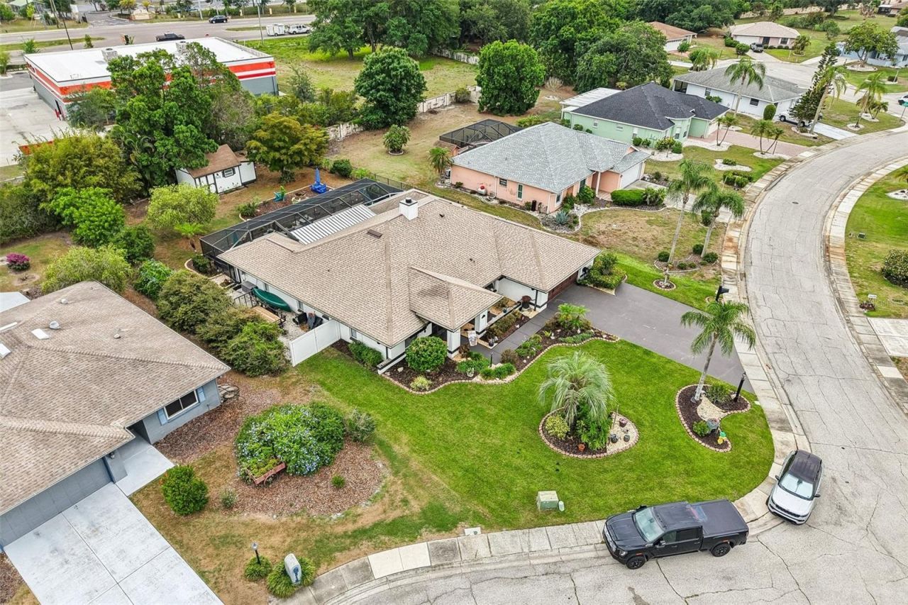 213 N Brockfield Drive, Sun City Center, FL 33573 Photo