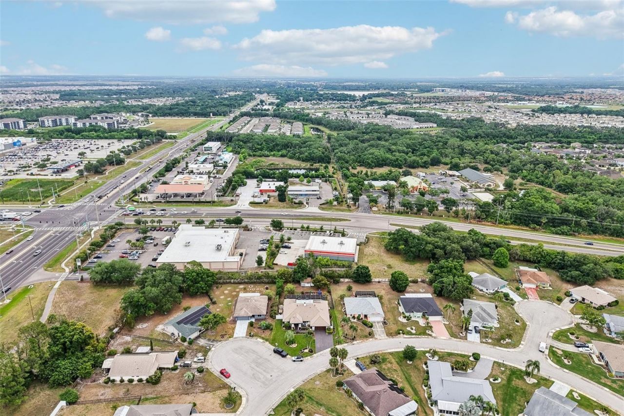 213 N Brockfield Drive, Sun City Center, FL 33573 Photo