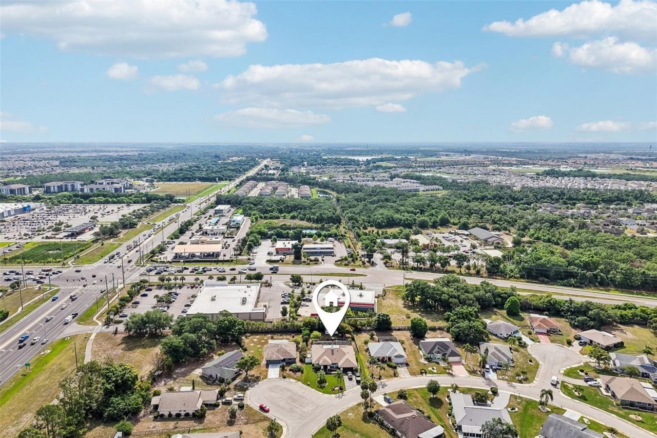213 N Brockfield Drive, Sun City Center, FL 33573 Photo