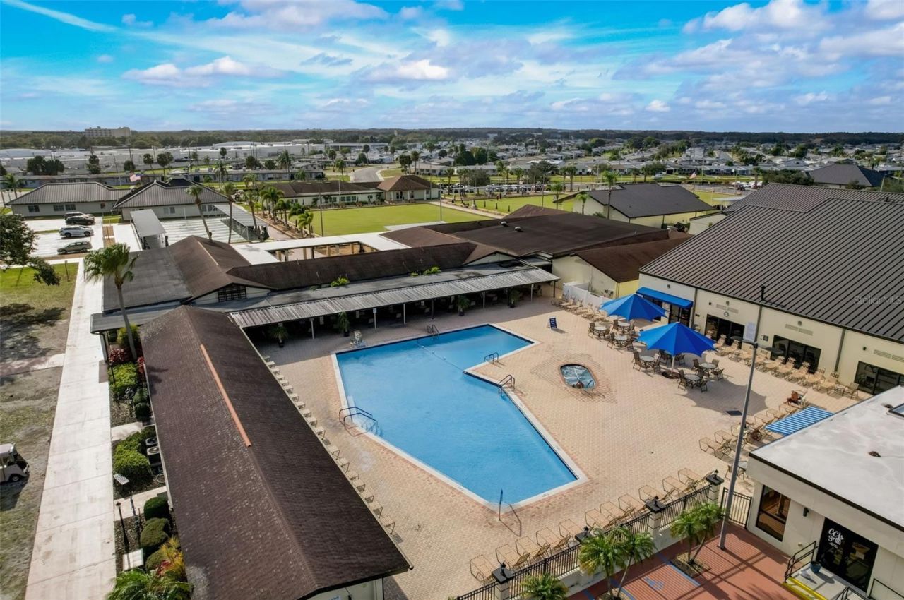 213 N Brockfield Drive, Sun City Center, FL 33573 Photo