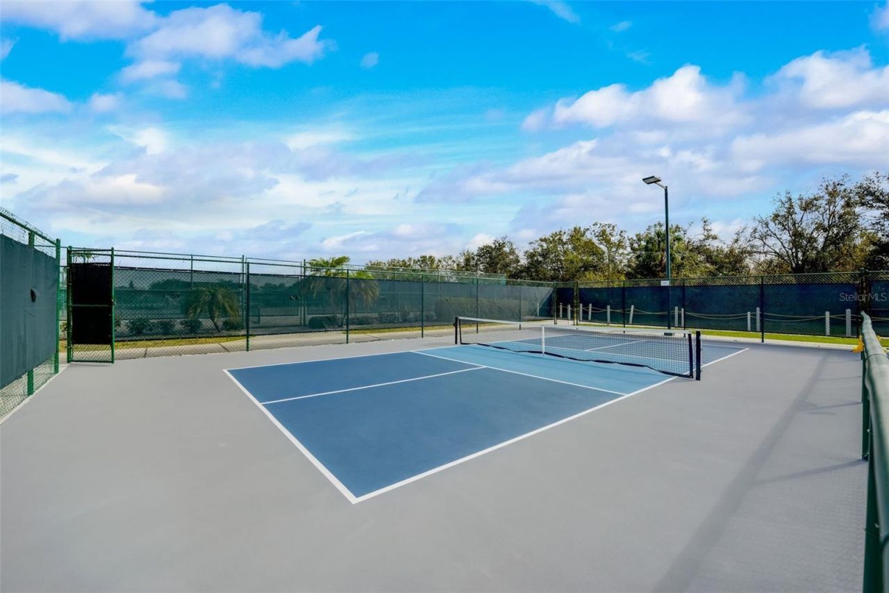 213 N Brockfield Drive, Sun City Center, FL 33573 Photo