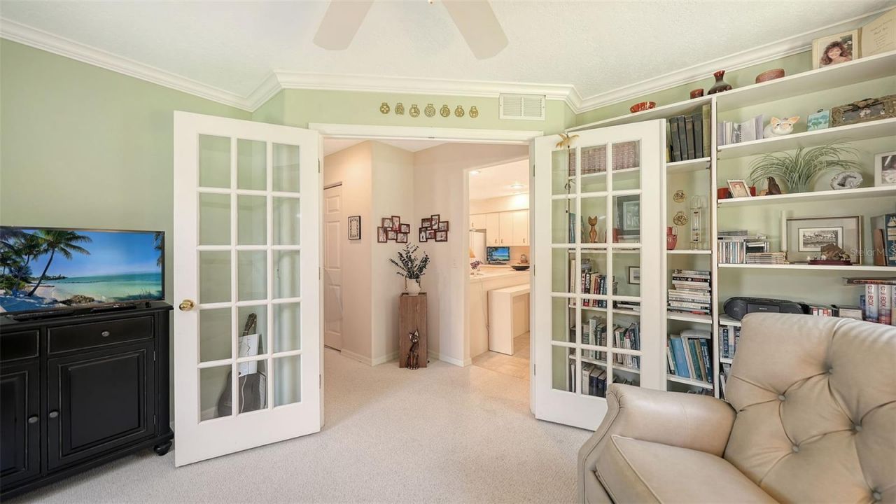 4310 74th Avenue E, Sarasota, FL 34243 Photo