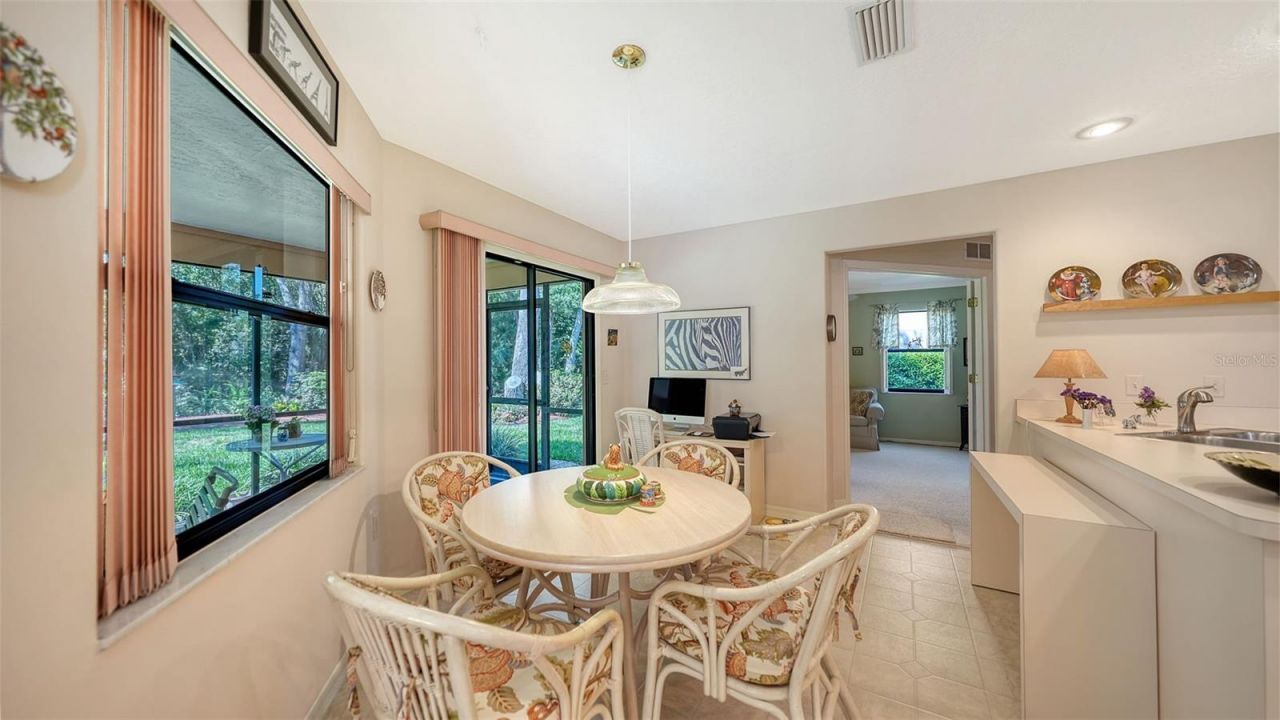 4310 74th Avenue E, Sarasota, FL 34243 Photo