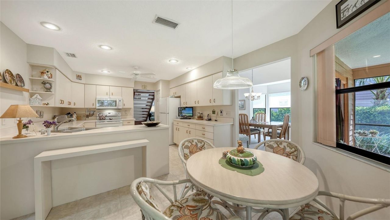 4310 74th Avenue E, Sarasota, FL 34243 Photo