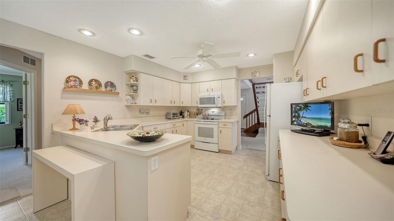 4310 74th Avenue E, Sarasota, FL 34243 Photo