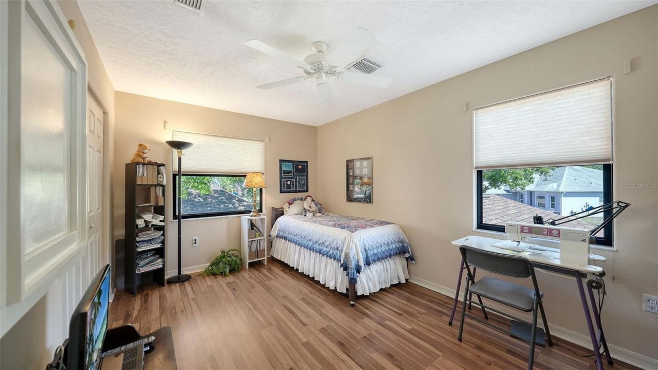 4310 74th Avenue E, Sarasota, FL 34243 Photo