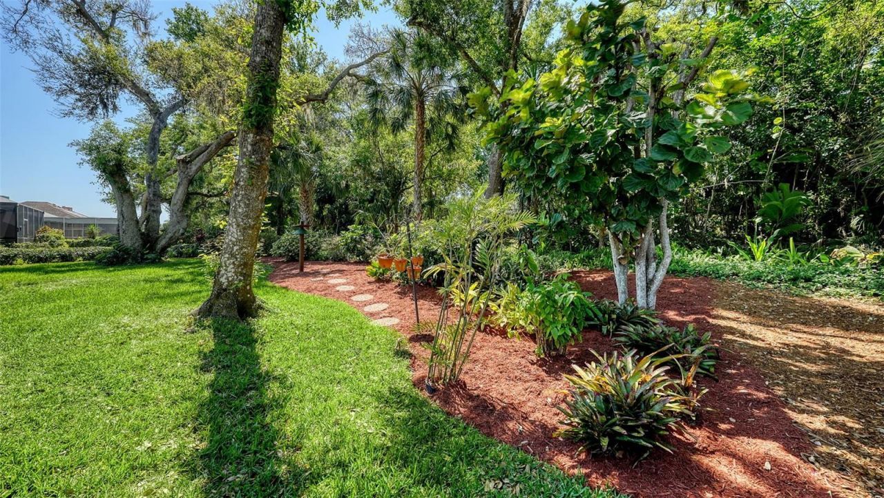 4310 74th Avenue E, Sarasota, FL 34243 Photo