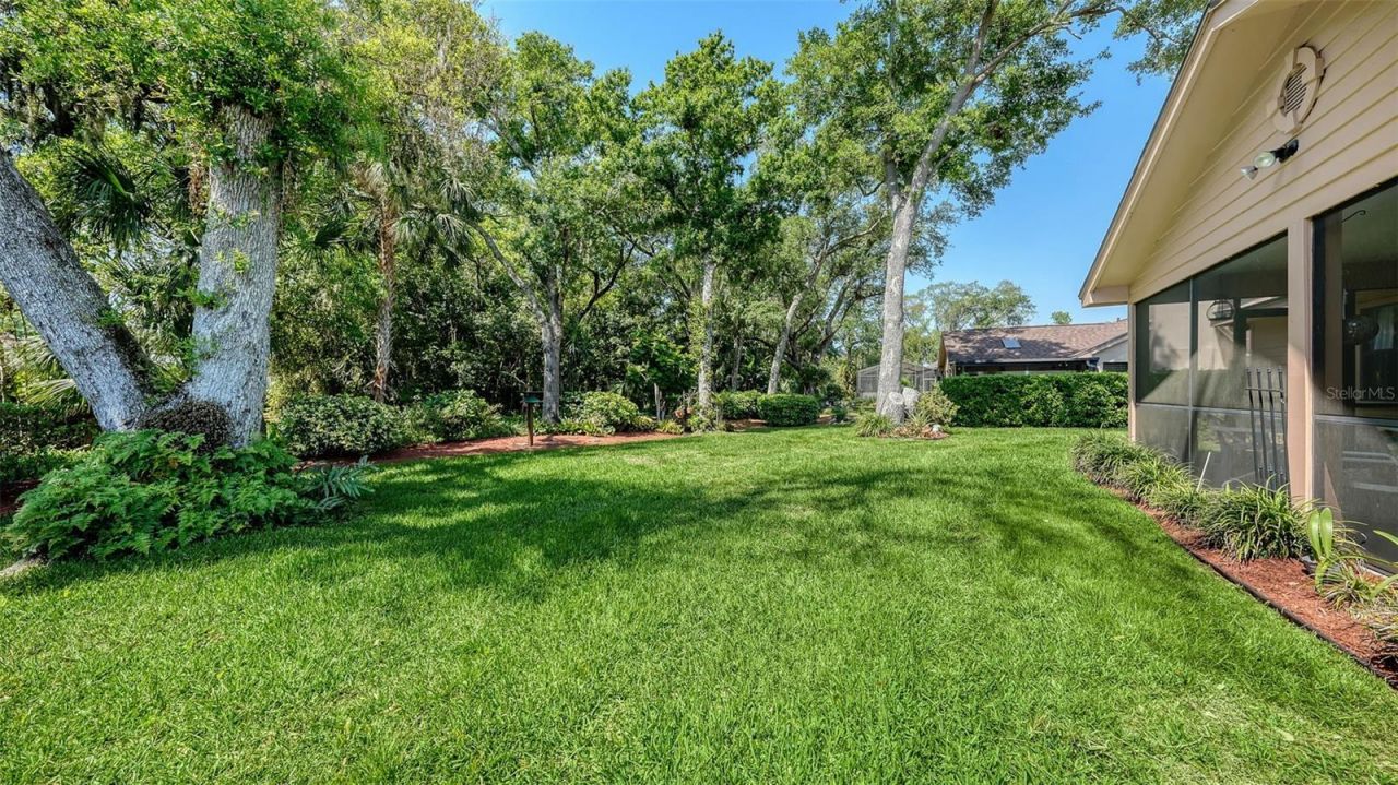 4310 74th Avenue E, Sarasota, FL 34243 Photo