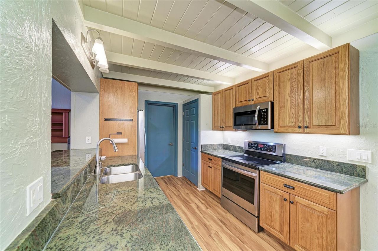 4509 S Lockwood Ridge Road, Sarasota, FL 34231 Photo