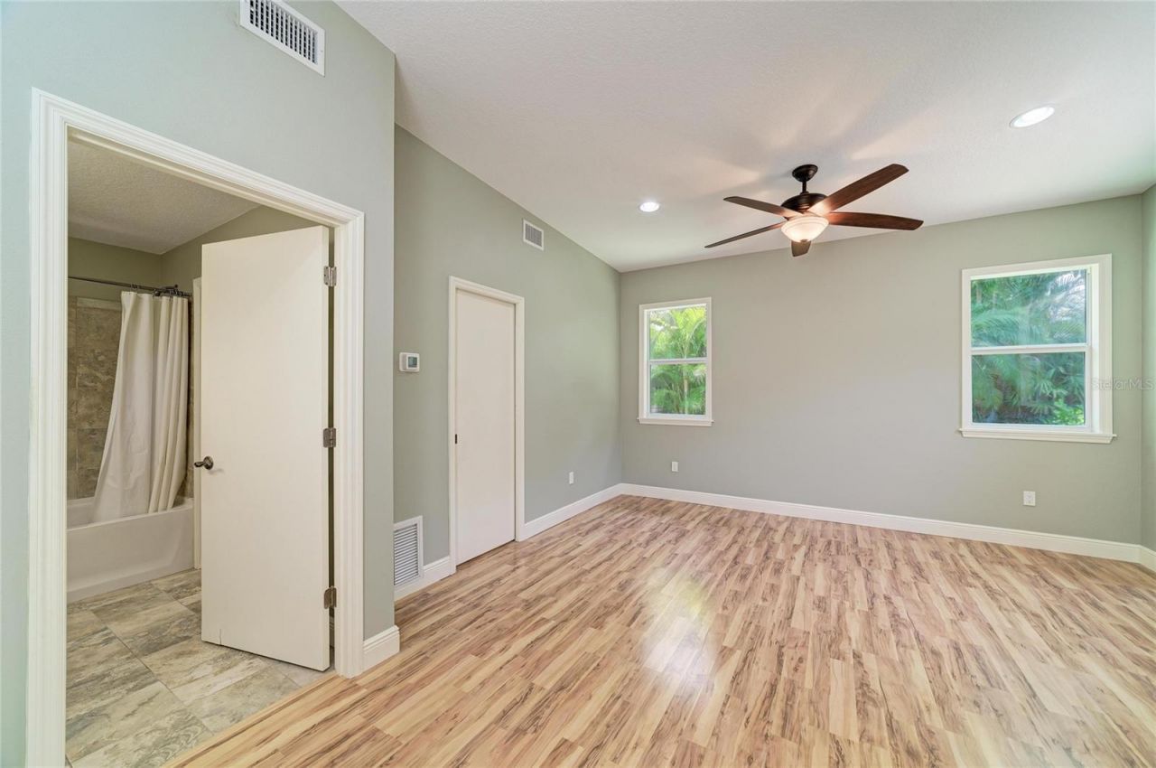 4509 S Lockwood Ridge Road, Sarasota, FL 34231 Photo
