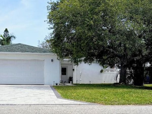 1549 DELAWARE AVENUE NE, ST PETERSBURG, FL 33703