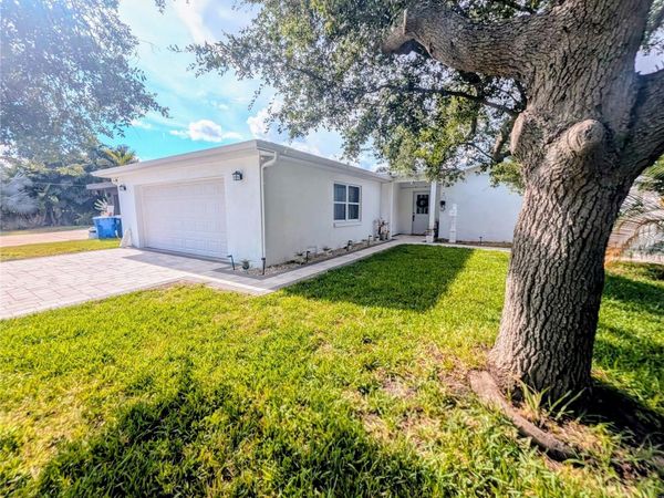 1549 DELAWARE AVENUE NE, ST PETERSBURG, FL 33703