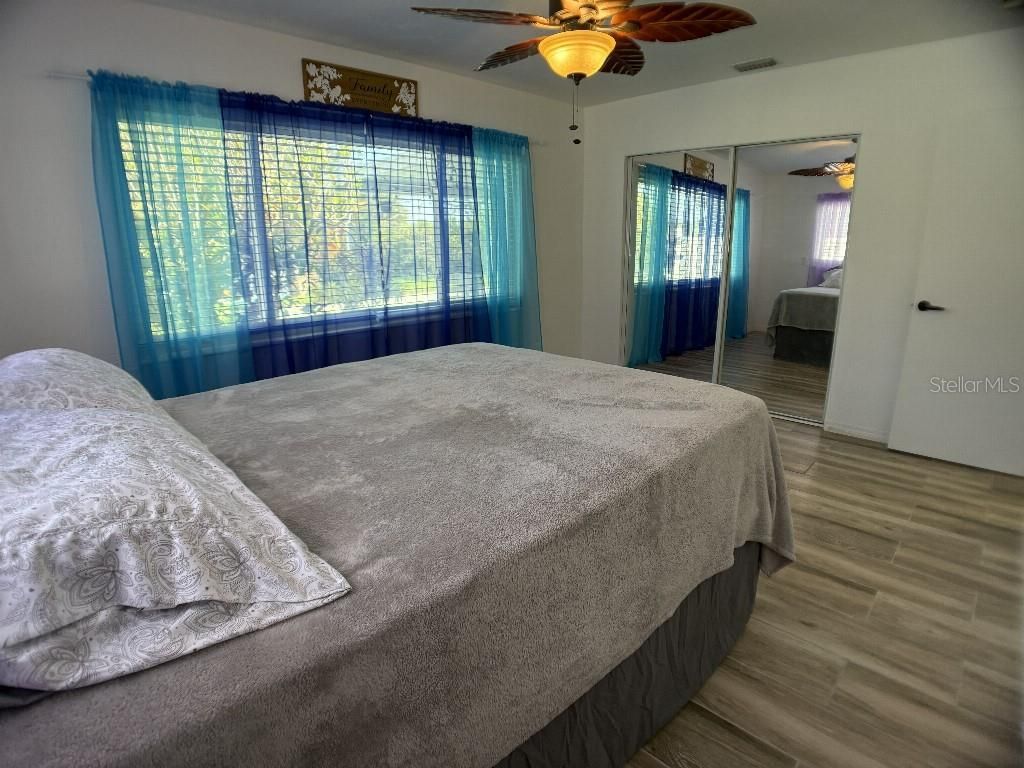 1549 Delaware Avenue Ne, Saint Petersburg, FL 33703 Photo