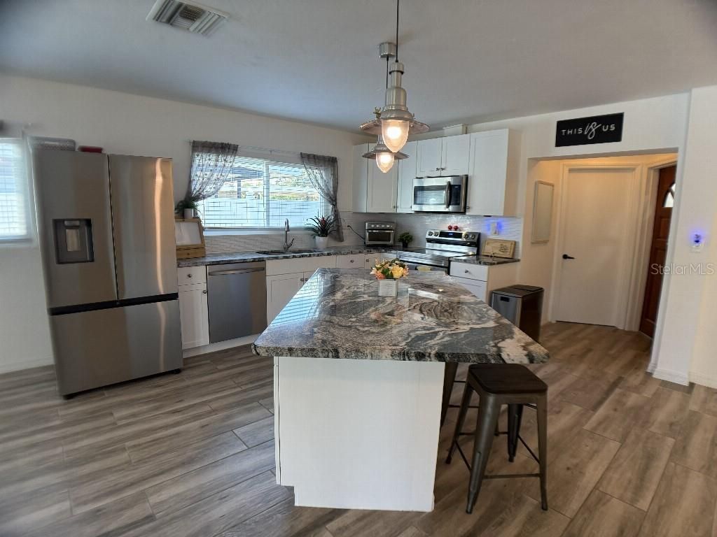 1549 Delaware Avenue Ne, Saint Petersburg, FL 33703 Photo