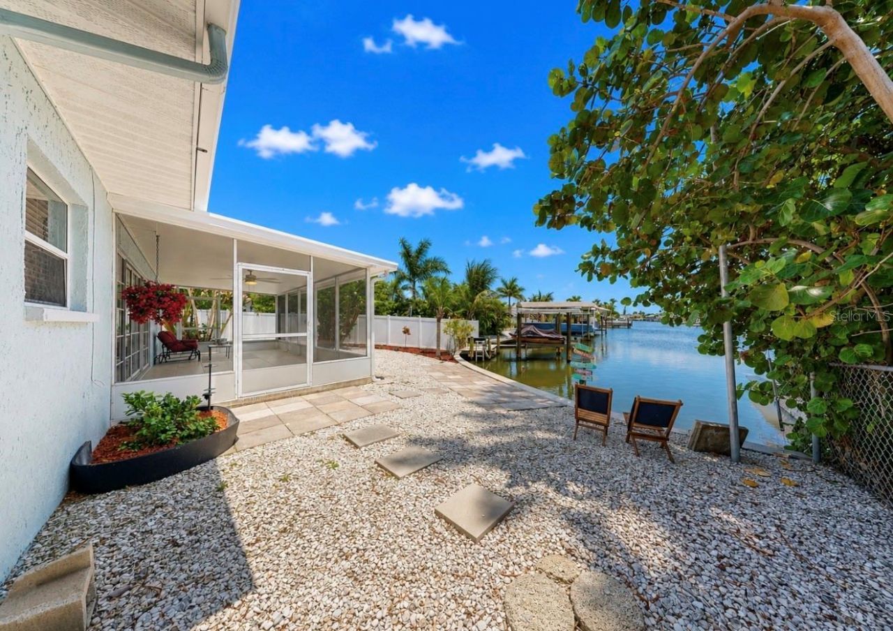 6513 Abaco Drive, Apollo Beach, FL 33572 Photo