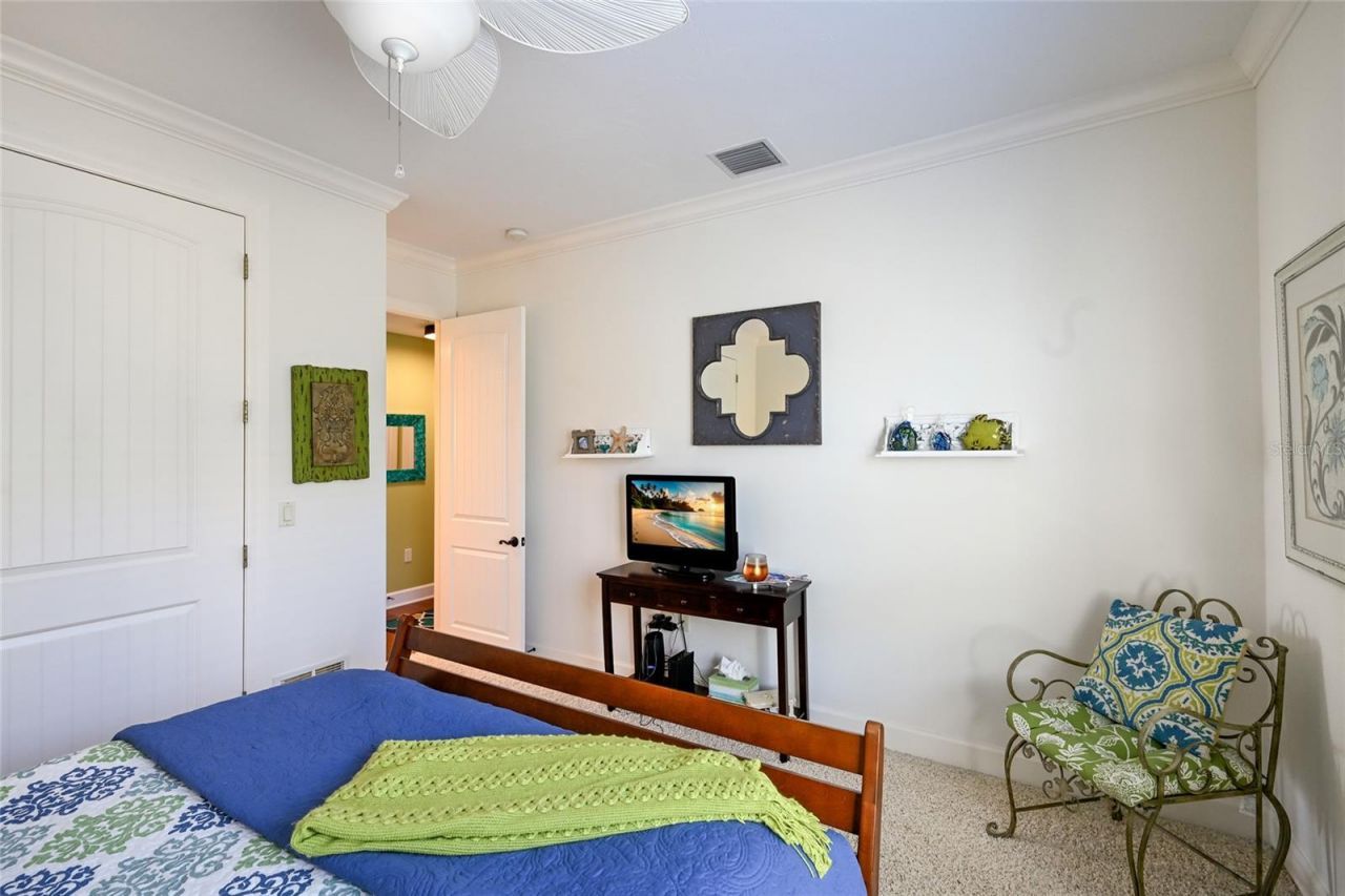 109 6th Street N, Unit A, Bradenton Beach, FL 34217 Photo