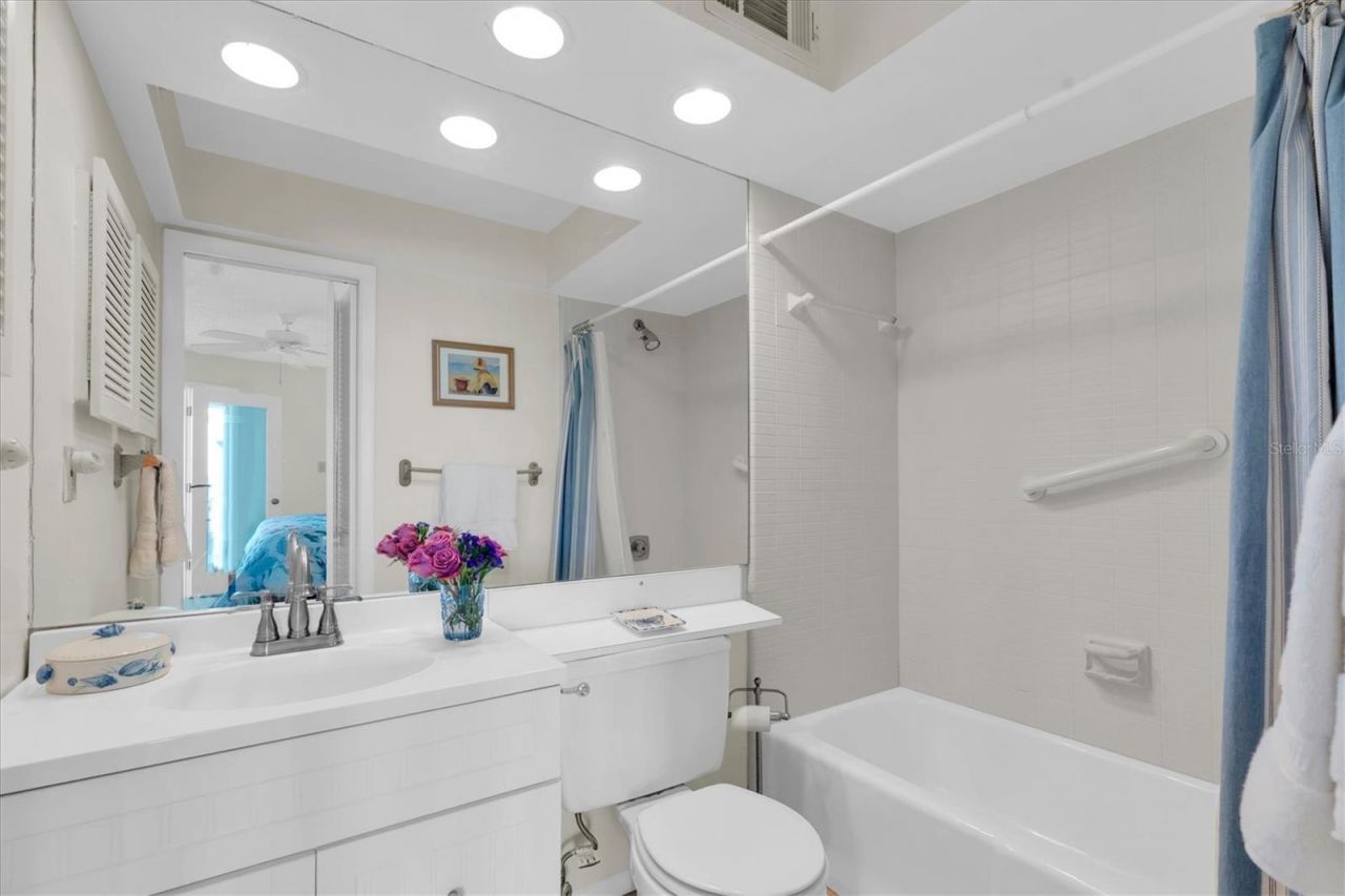 6500 Flotilla Drive, Unit 187, Holmes Beach, FL 34217 Photo