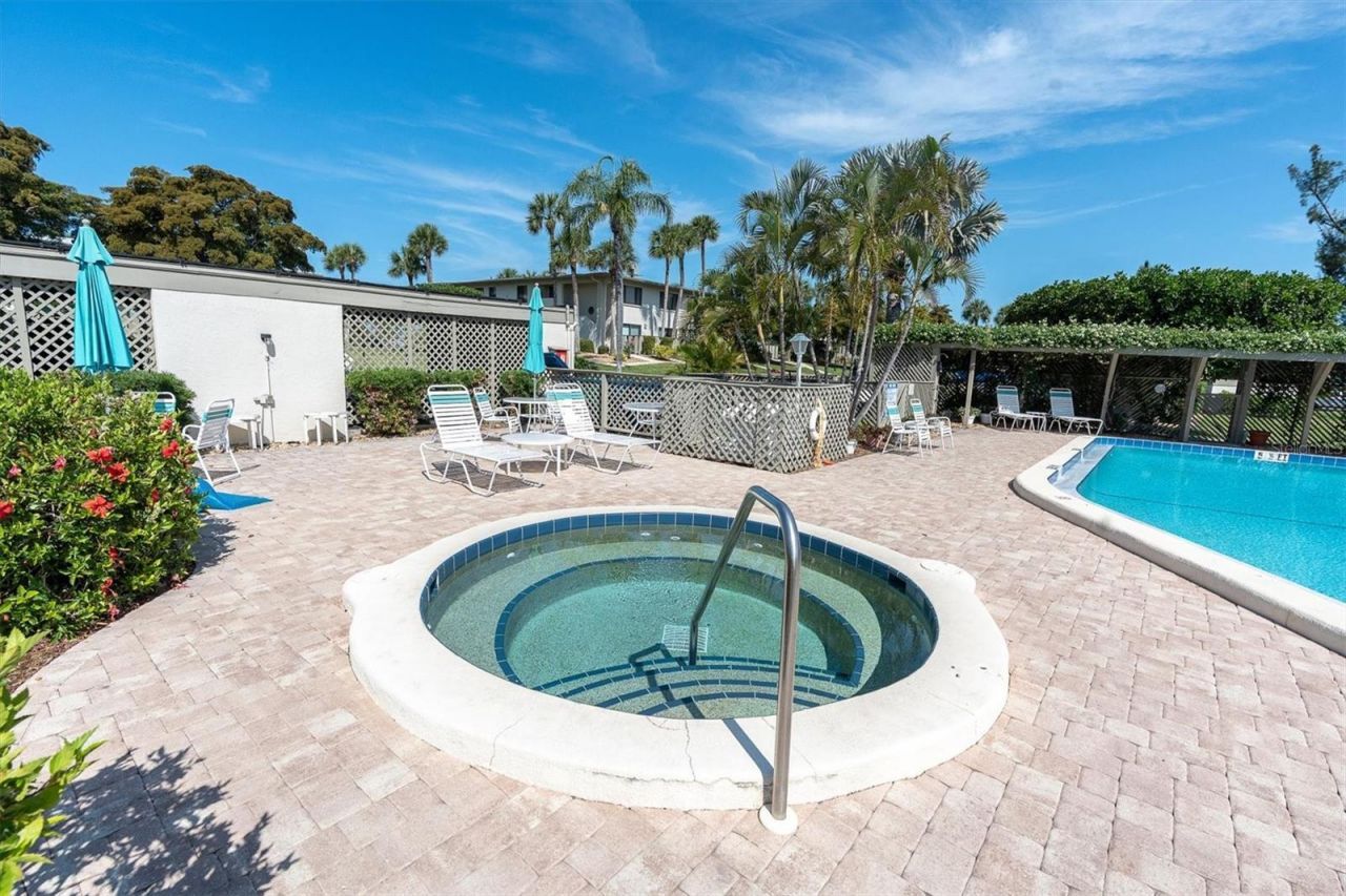 6500 Flotilla Drive, Unit 187, Holmes Beach, FL 34217 Photo