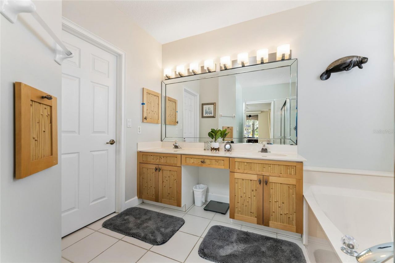 3485 Sunset Key Circle, Unit 101, Punta Gorda, FL 33955 Photo