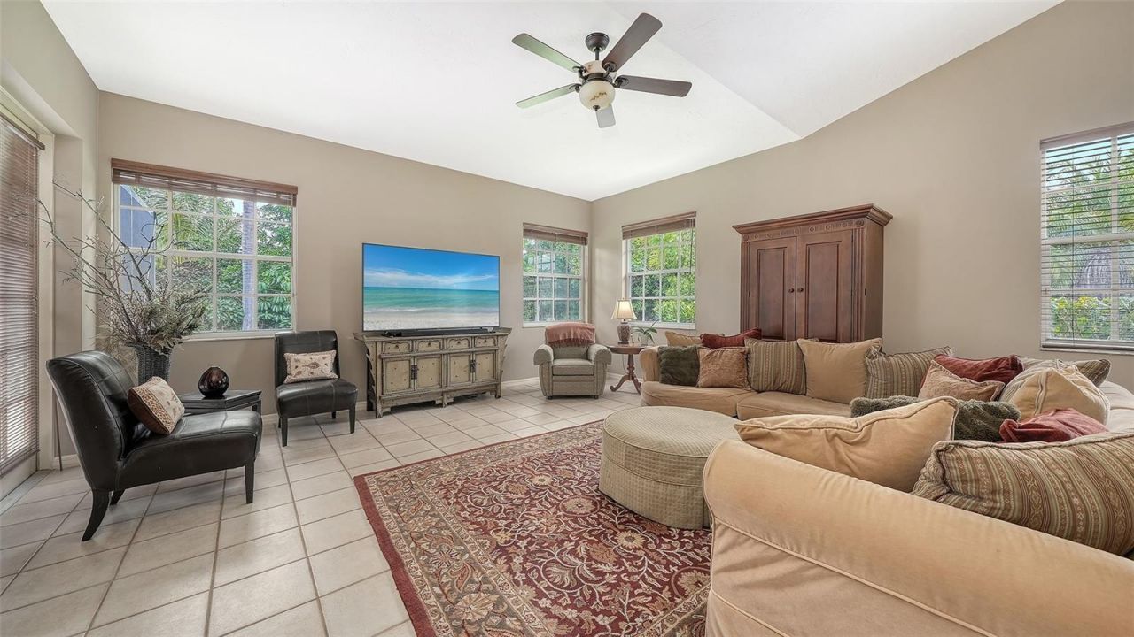 4839 Sweetmeadow Circle, Sarasota, FL 34238 Photo