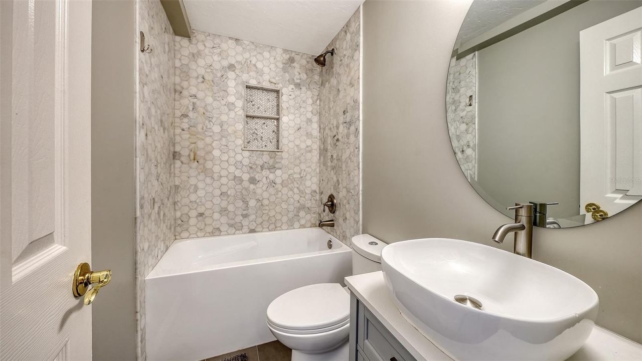 4839 Sweetmeadow Circle, Sarasota, FL 34238 Photo