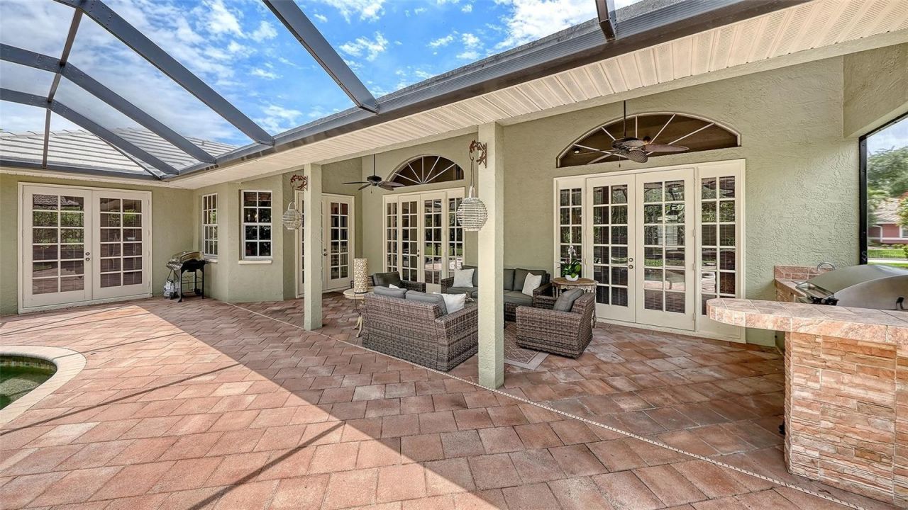 4839 Sweetmeadow Circle, Sarasota, FL 34238 Photo