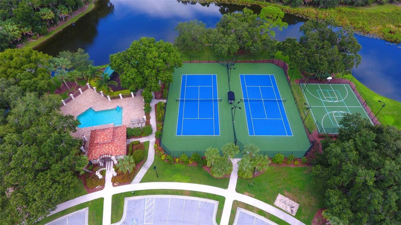 4839 Sweetmeadow Circle, Sarasota, FL 34238 Photo