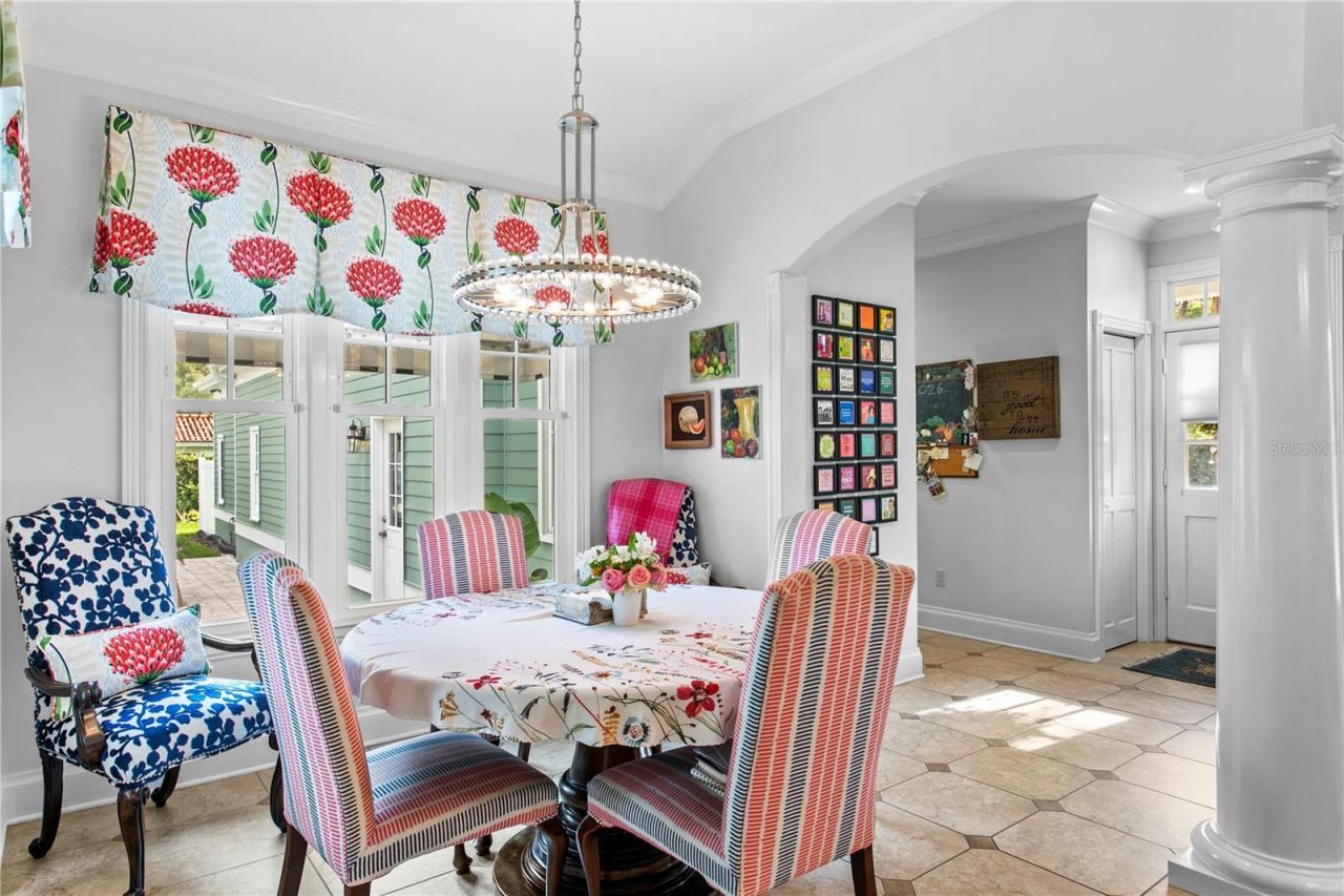 3126 W Oaklyn Avenue, Tampa, FL 33609 Photo