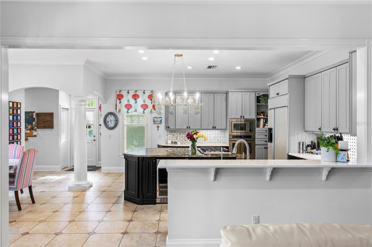 3126 W Oaklyn Avenue, Tampa, FL 33609 Photo