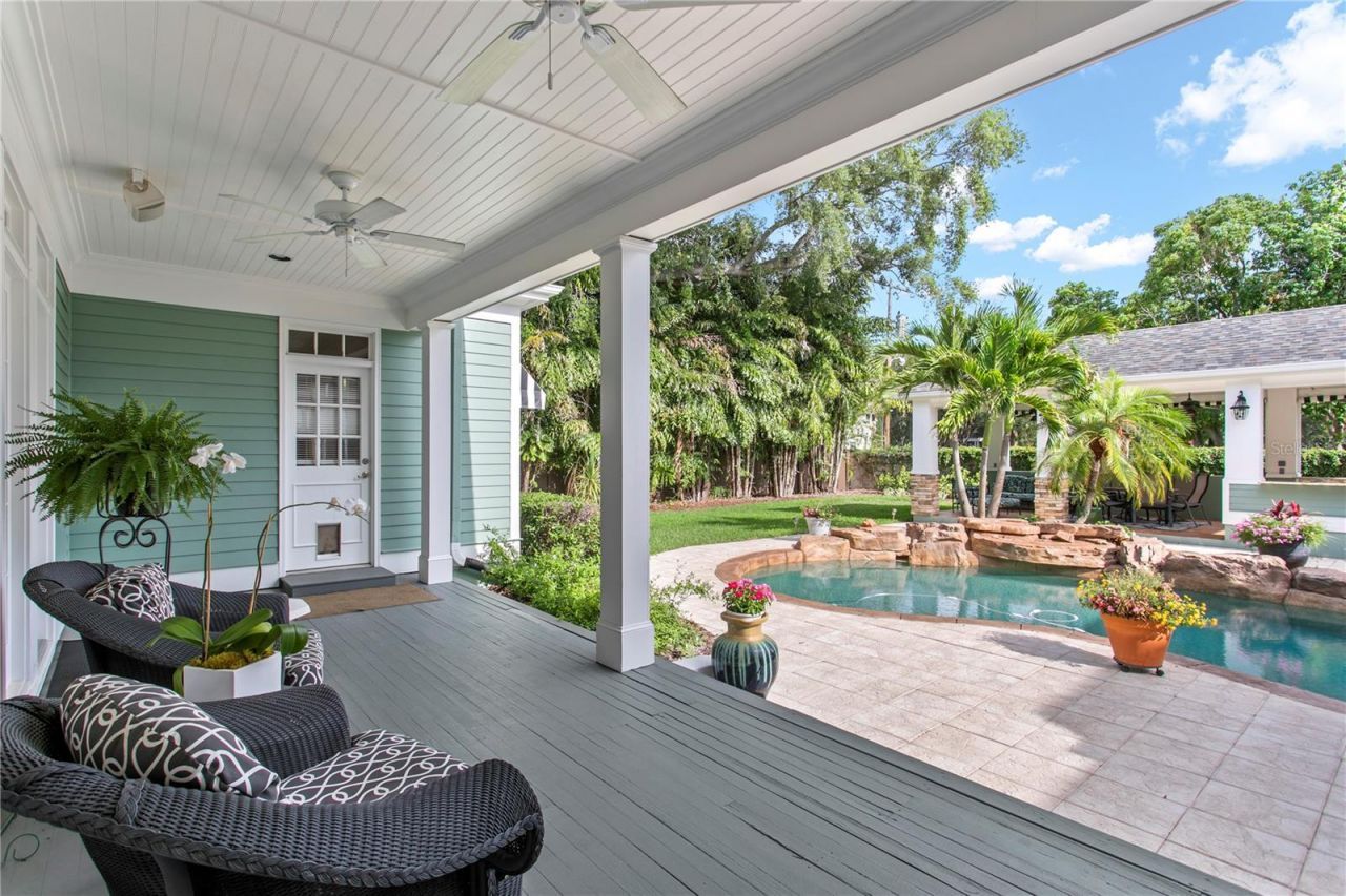 3126 W Oaklyn Avenue, Tampa, FL 33609 Photo