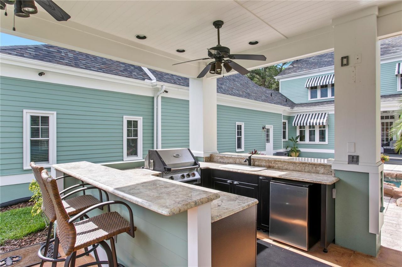 3126 W Oaklyn Avenue, Tampa, FL 33609 Photo