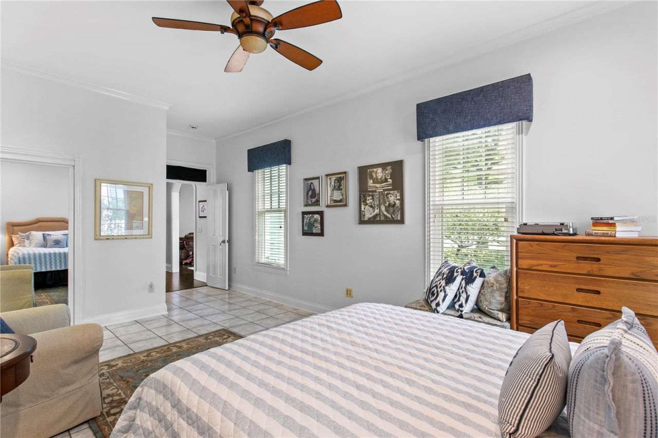 3126 W Oaklyn Avenue, Tampa, FL 33609 Photo