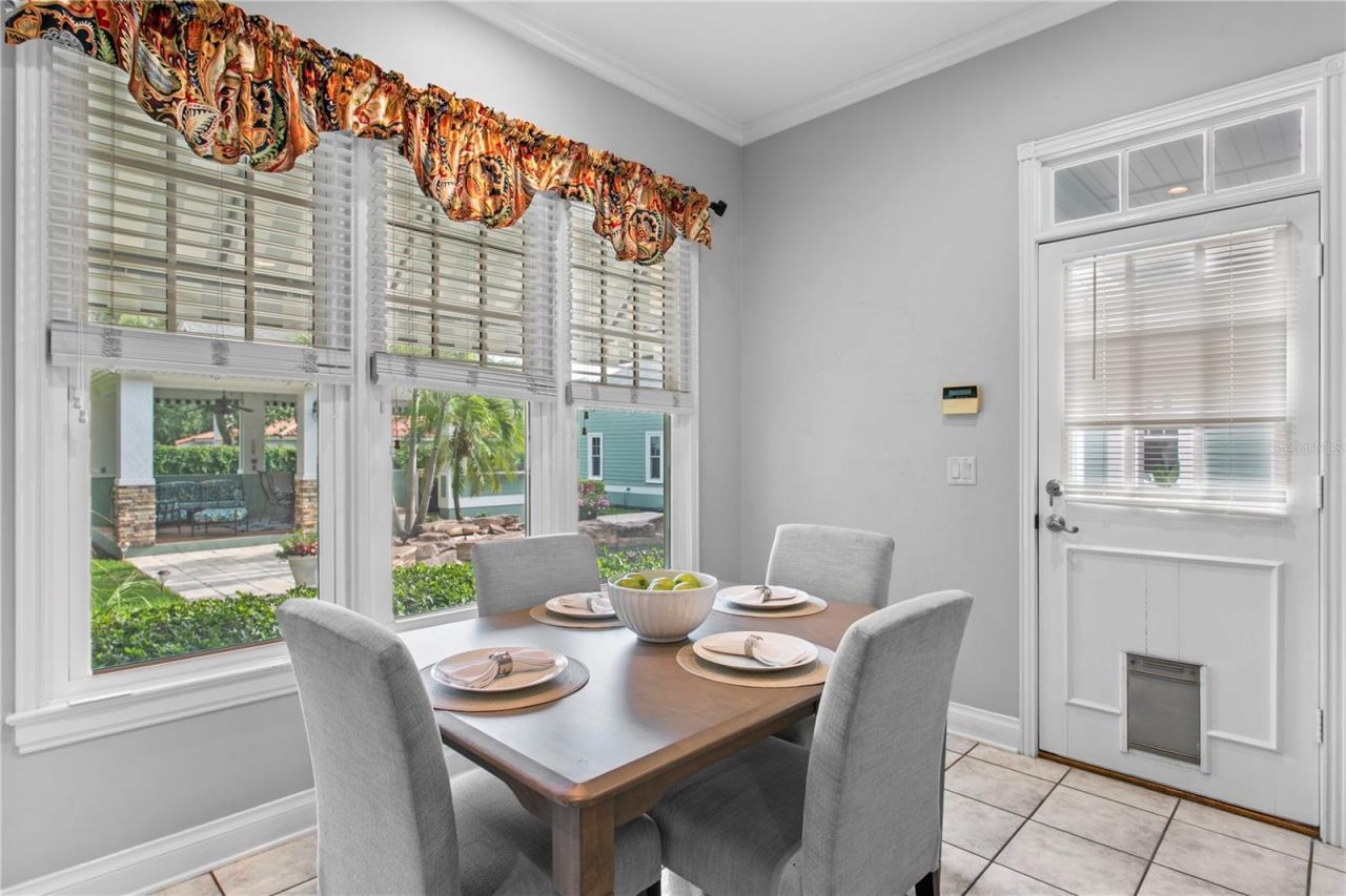 3126 W Oaklyn Avenue, Tampa, FL 33609 Photo