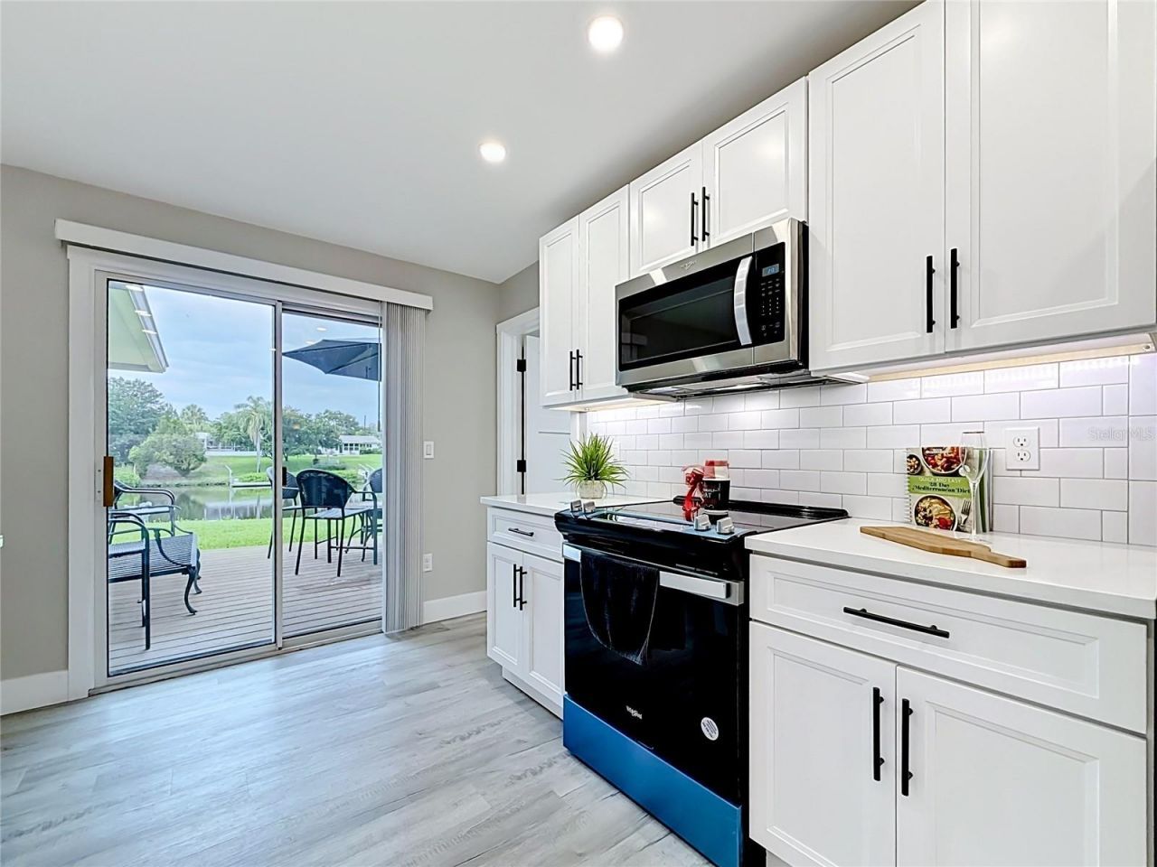 508 Shore Drive, Largo, FL 33771 Photo