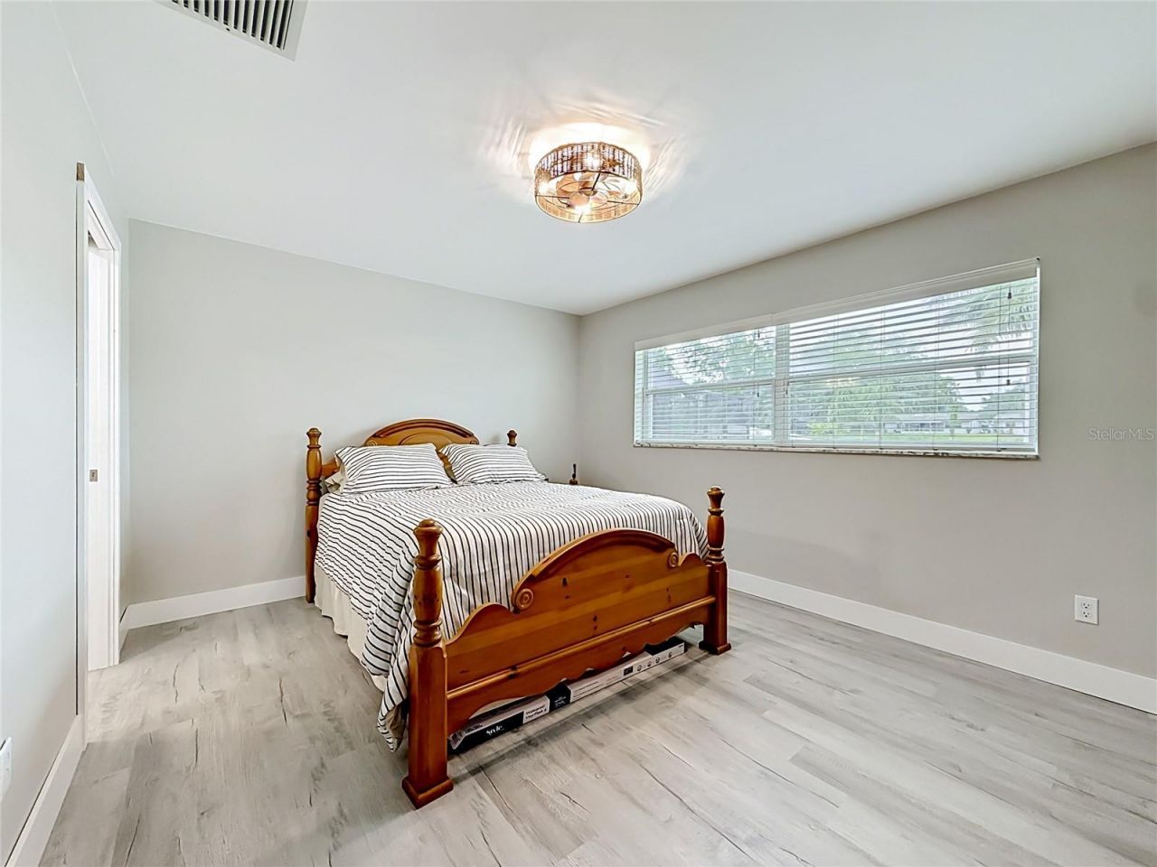 508 Shore Drive, Largo, FL 33771 Photo