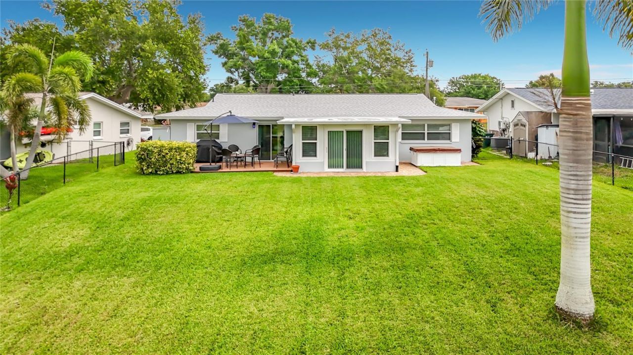 508 Shore Drive, Largo, FL 33771 Photo