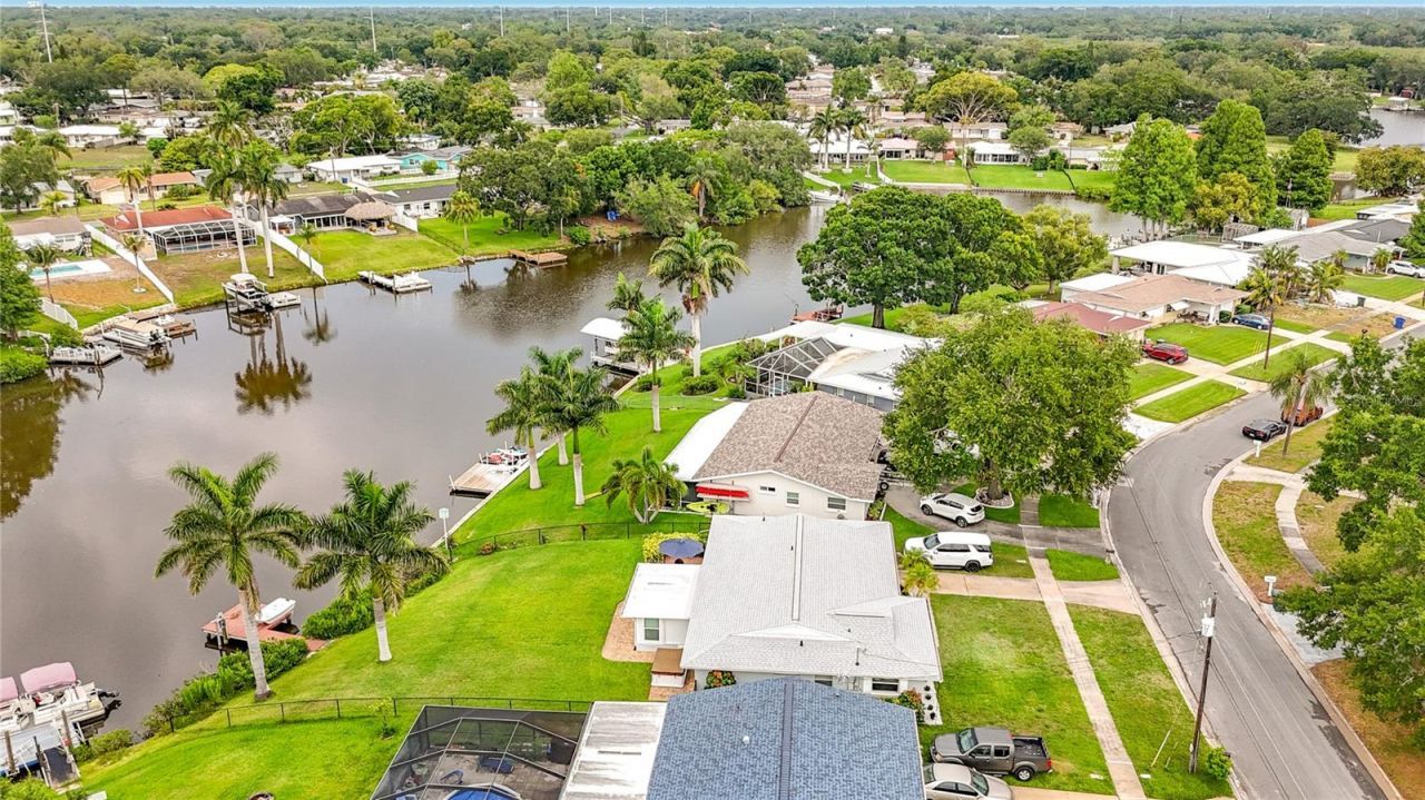 508 Shore Drive, Largo, FL 33771 Photo