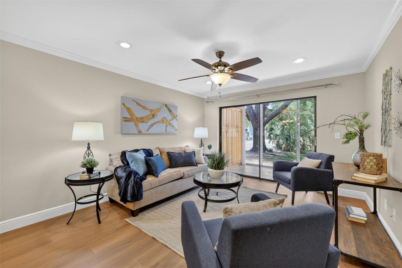 731 83rd Avenue N, Unit 105, Saint Petersburg, FL 33702 Photo
