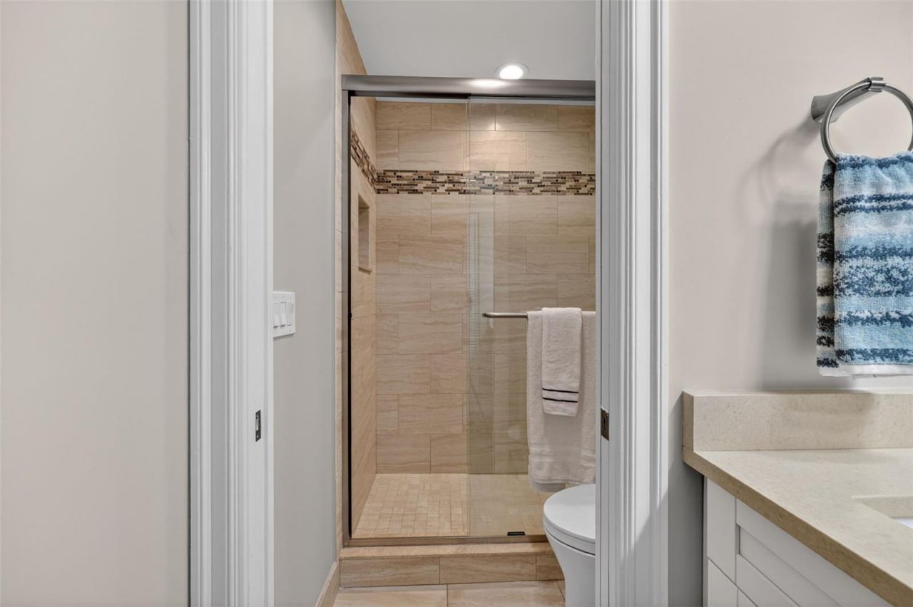 731 83rd Avenue N, Unit 105, Saint Petersburg, FL 33702 Photo