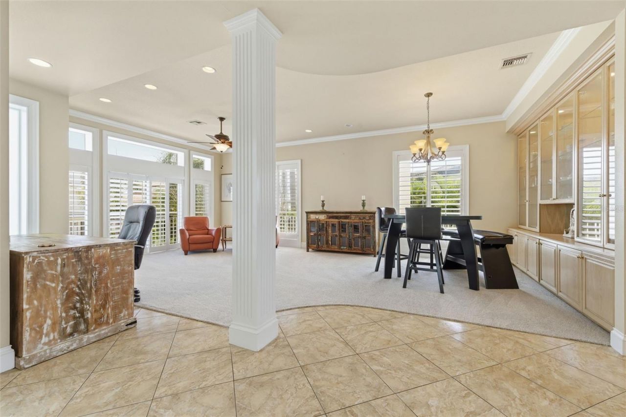 24 N Pine Circle, Belleair, FL 33756 Photo