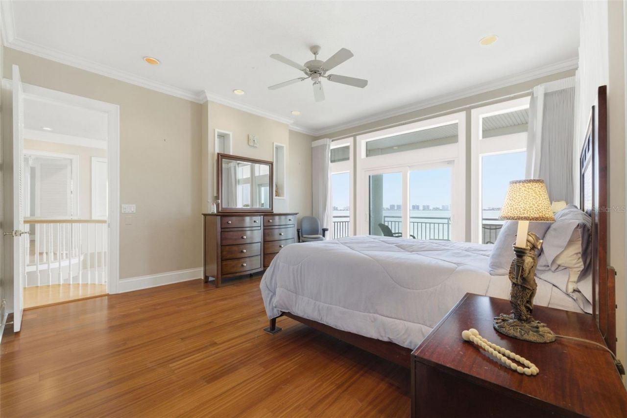 24 N Pine Circle, Belleair, FL 33756 Photo