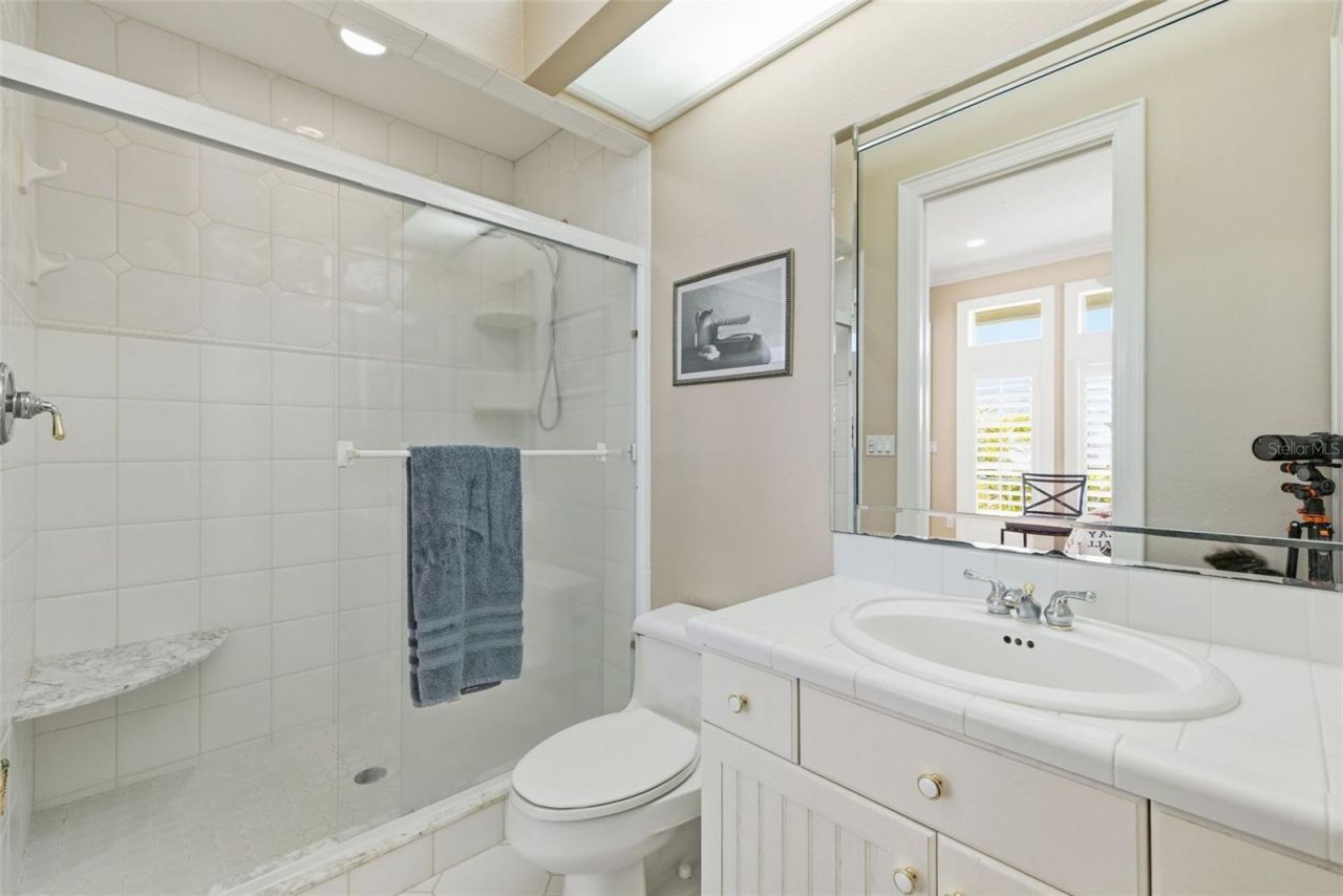 24 N Pine Circle, Belleair, FL 33756 Photo