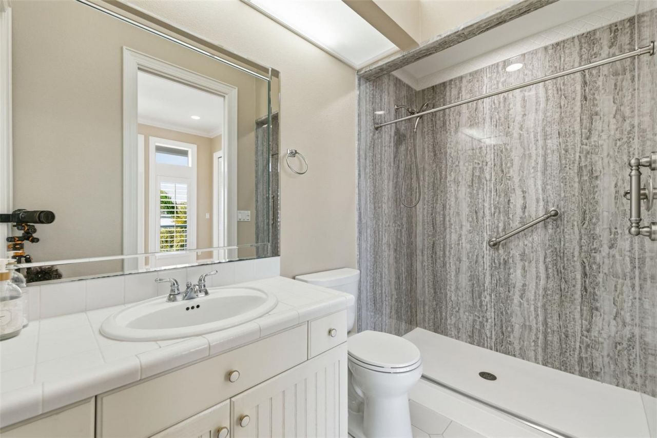 24 N Pine Circle, Belleair, FL 33756 Photo